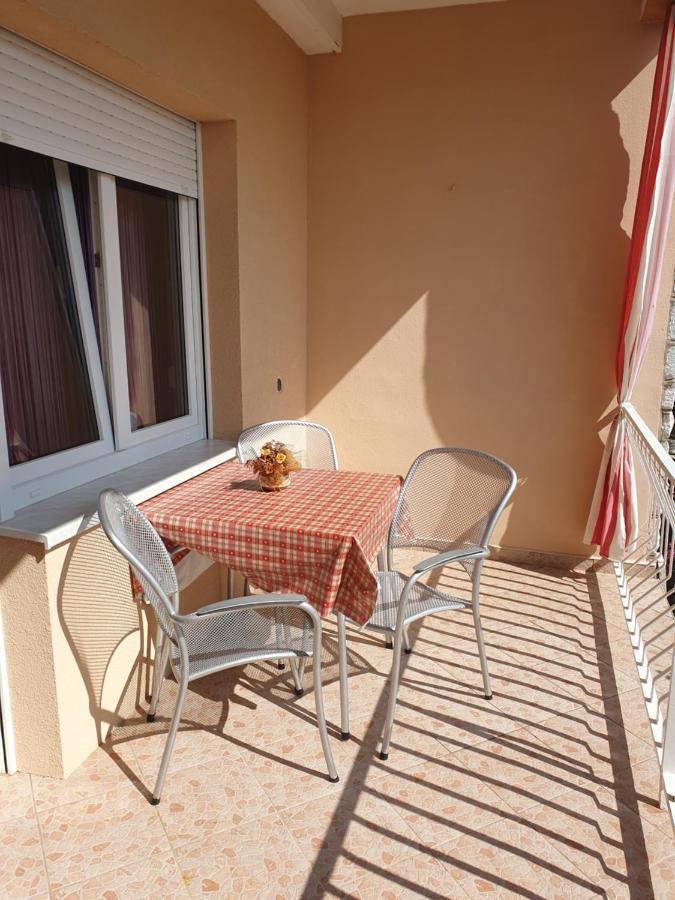 Senka Apartman Dramalj Kültér fotó