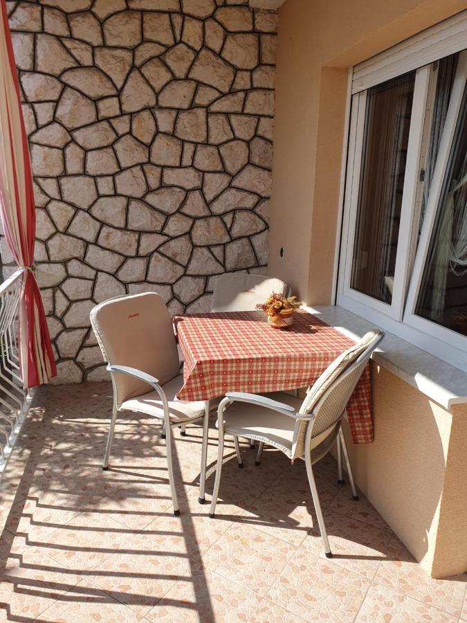 Senka Apartman Dramalj Kültér fotó